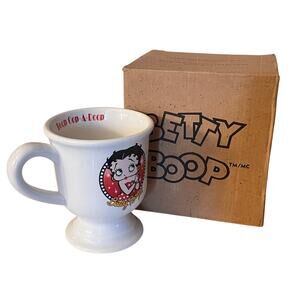 Betty Boop - (2006) 12oz Collectable Pedestal Mug "Boop-Opp-A-Doop" & "Kiss NEW